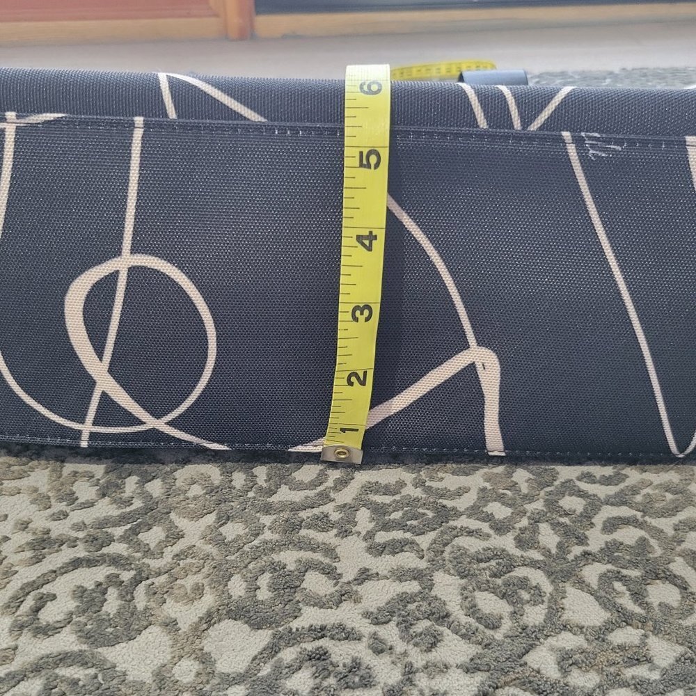 Mali & Lili Weekender Bag - Black Abstract - Picture 13 of 15